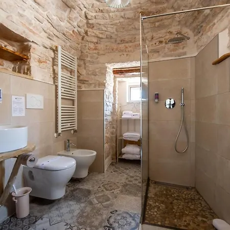 Hotel Trulli Deluxe & Wellness 3*