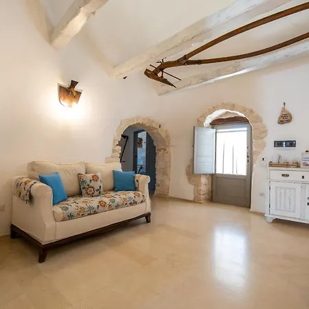 Trulli Deluxe & Wellness 3*