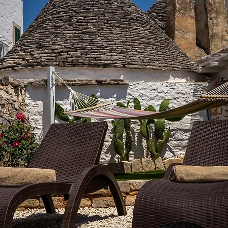 Trulli Deluxe & Wellness Hotel 3*