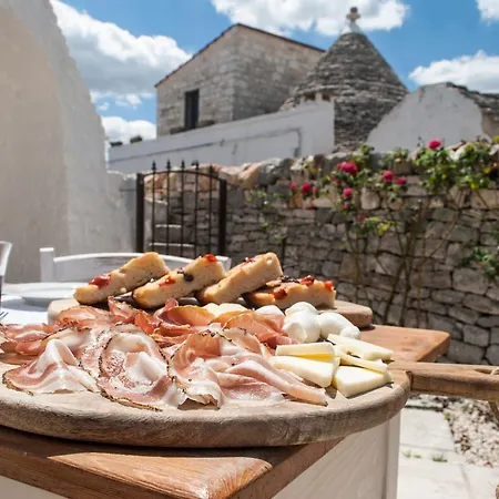 Trulli Deluxe & Wellness Hotel